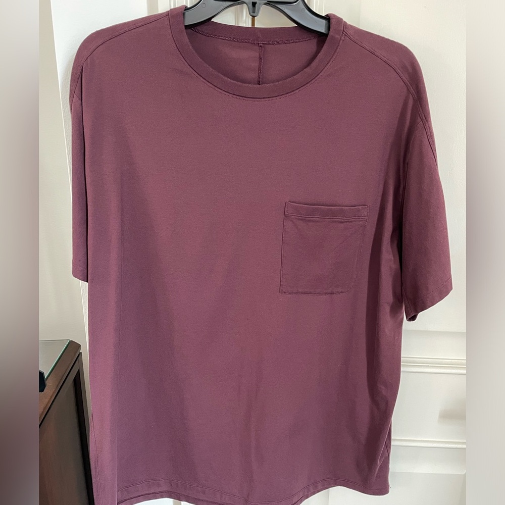 Men’s Lululemon T-Shirt